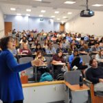 Barbara Fredrickson, Kenan Distinguished Professor of Social Psychology, leads the “Health and Happiness” class in a discussion. (photo by Donn Young)